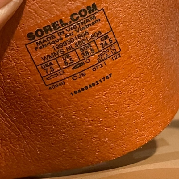 Sorel orange suede double strap slip-on sandals  7.5 - Picture 6 of 6